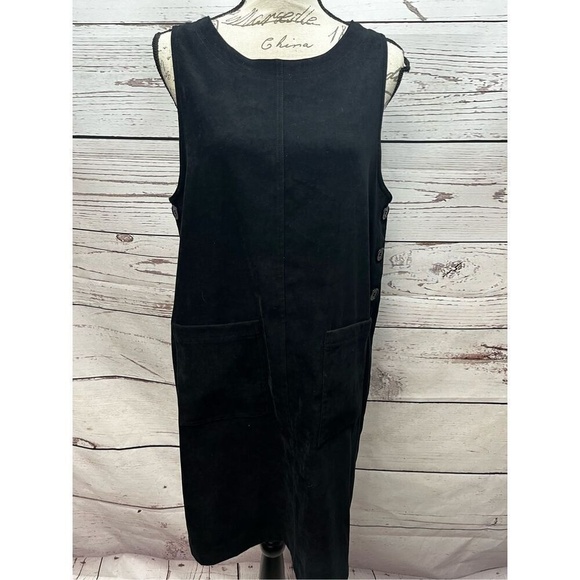 Amanda Smith estimated size medium black suede feeling jumper with buttons on si - Picture 1 of 5